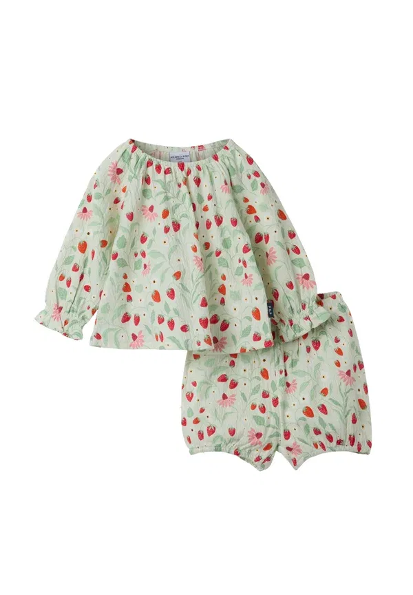 Комплект: блуза с принтом Strawberry и шорты, модель Strawberry print blouse and shorts set - shorts, Polarn O. Pyret, Fairest Jade
