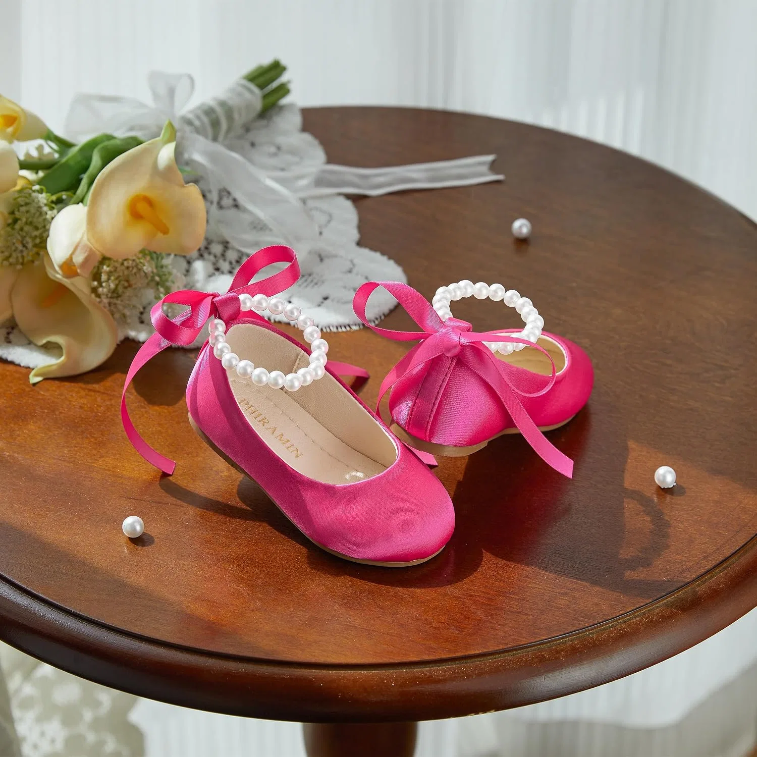 Детские туфли-балетки для девочек с жемчужным ремешком PHIRAMIN, Rose Red Pearl Strap — фото 3