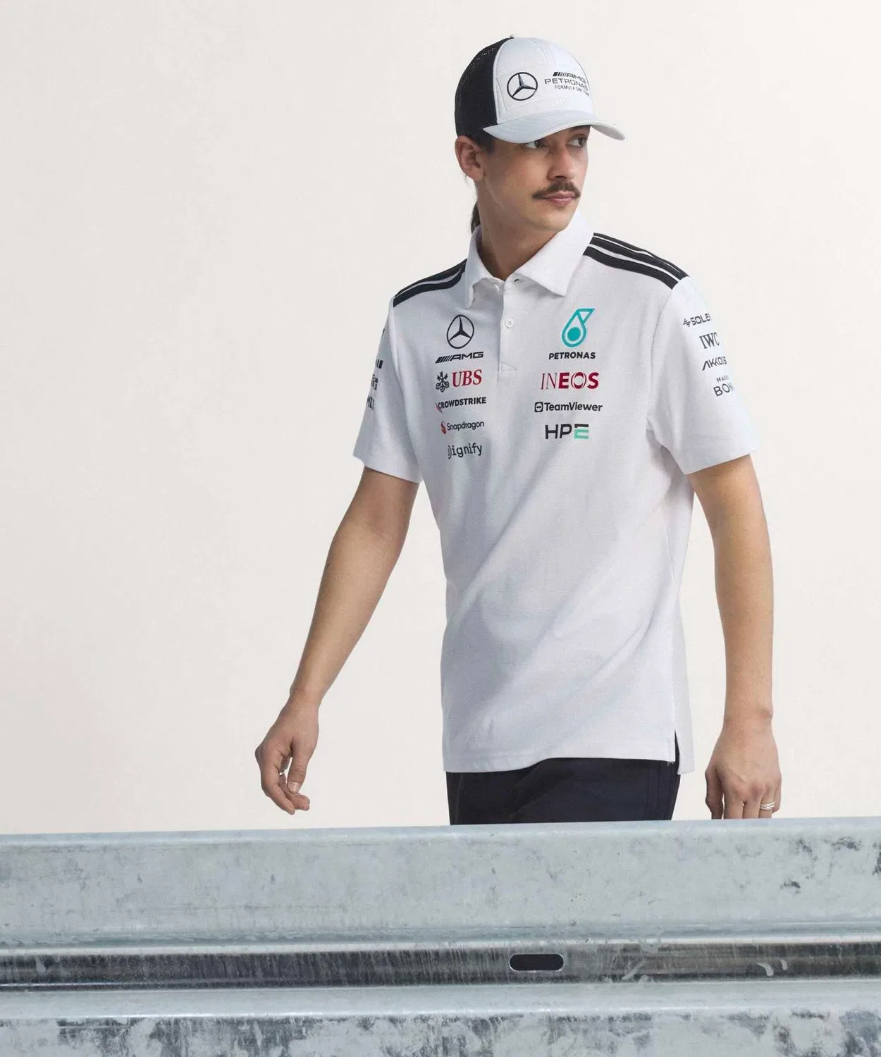 Мужская футболка-поло с длинным рукавомAdidas Mercedes AMG Petronas F1 Team Engineer, Белый