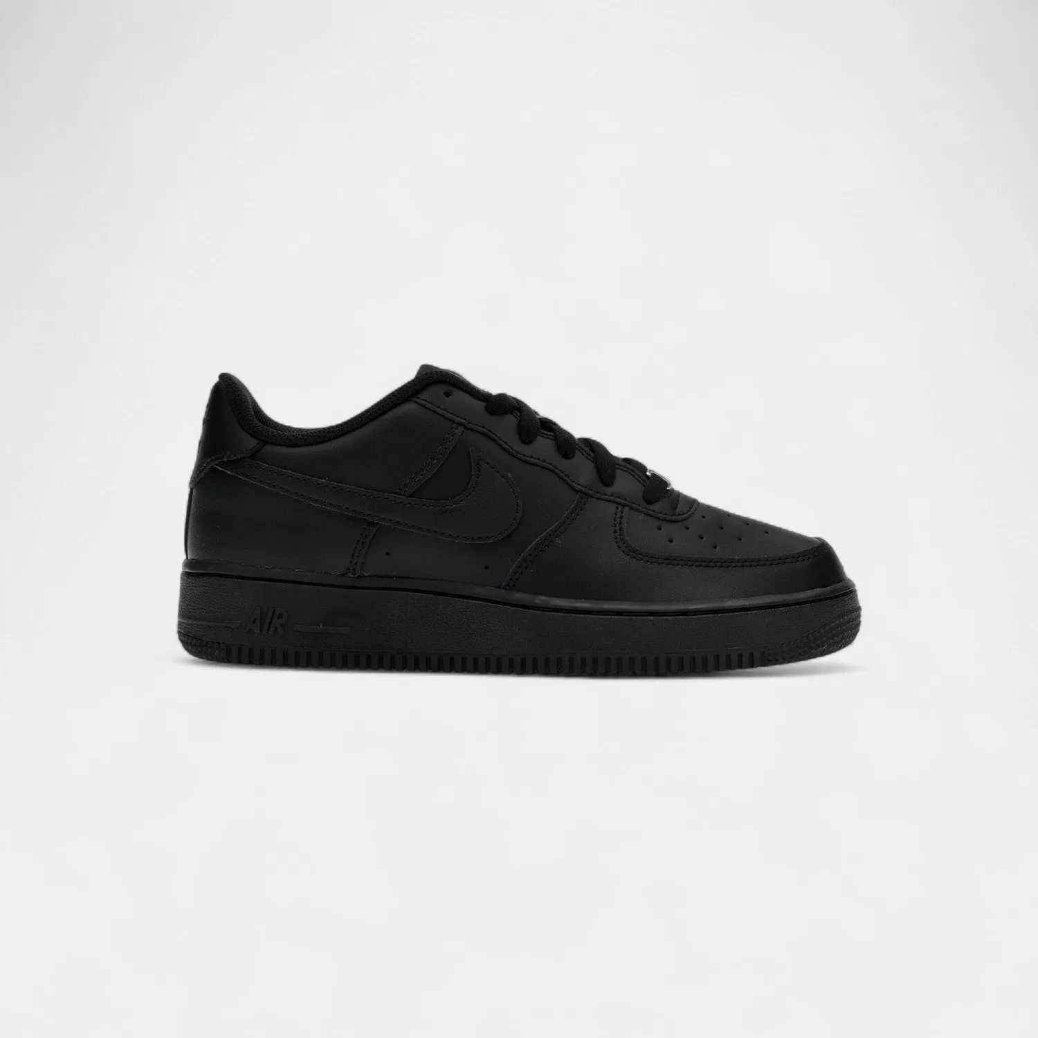 Детские кроссовки с закрытым носком Nike Air Force 1 Low, Черный — фото 2