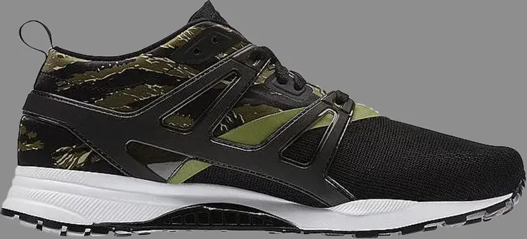 

Кроссовки ventilator adapt graphic 'warm olive' Reebok, черный