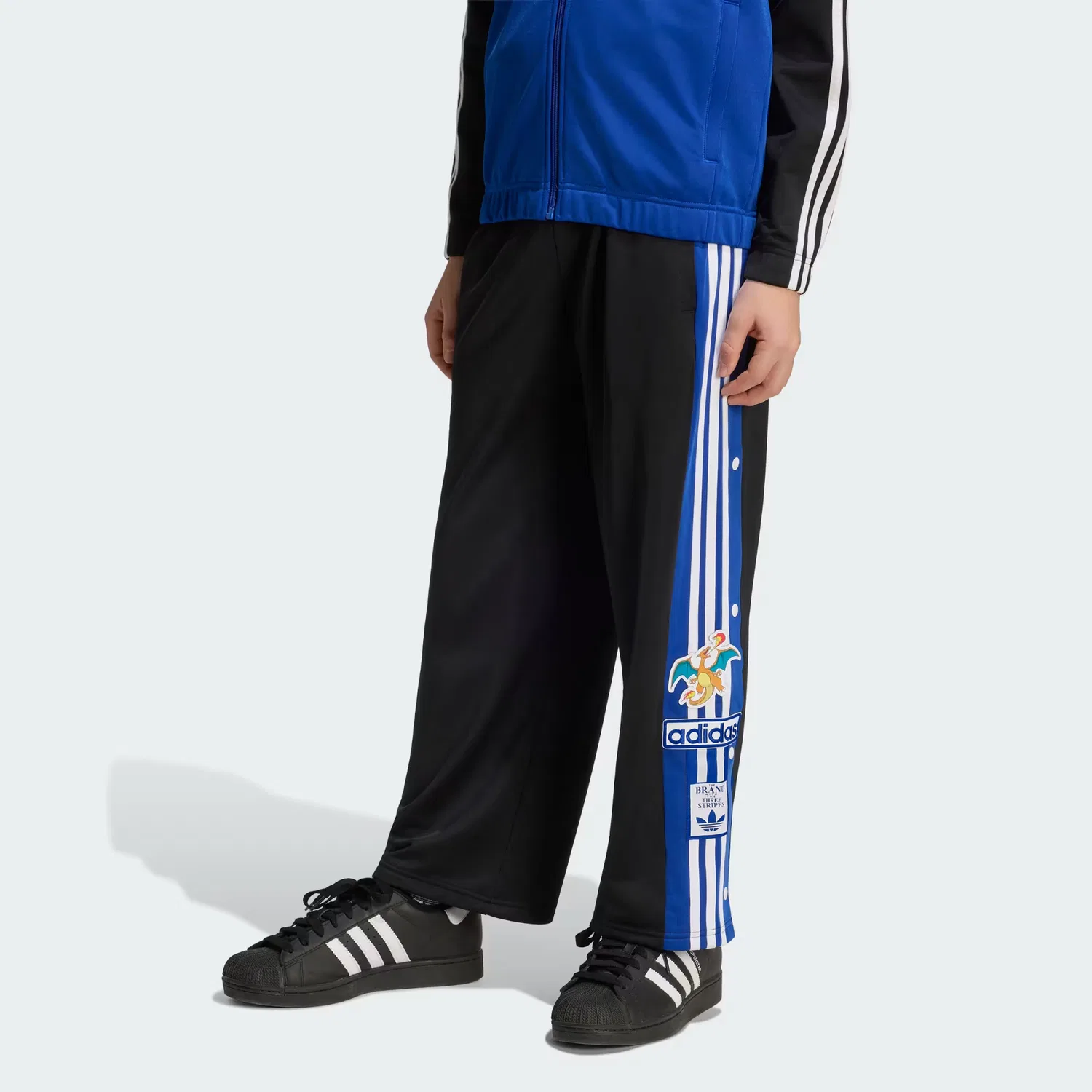 Детские штаны свободного кроя с принтом Pokémon Adibreak Adidas Originals, черный — фото 3