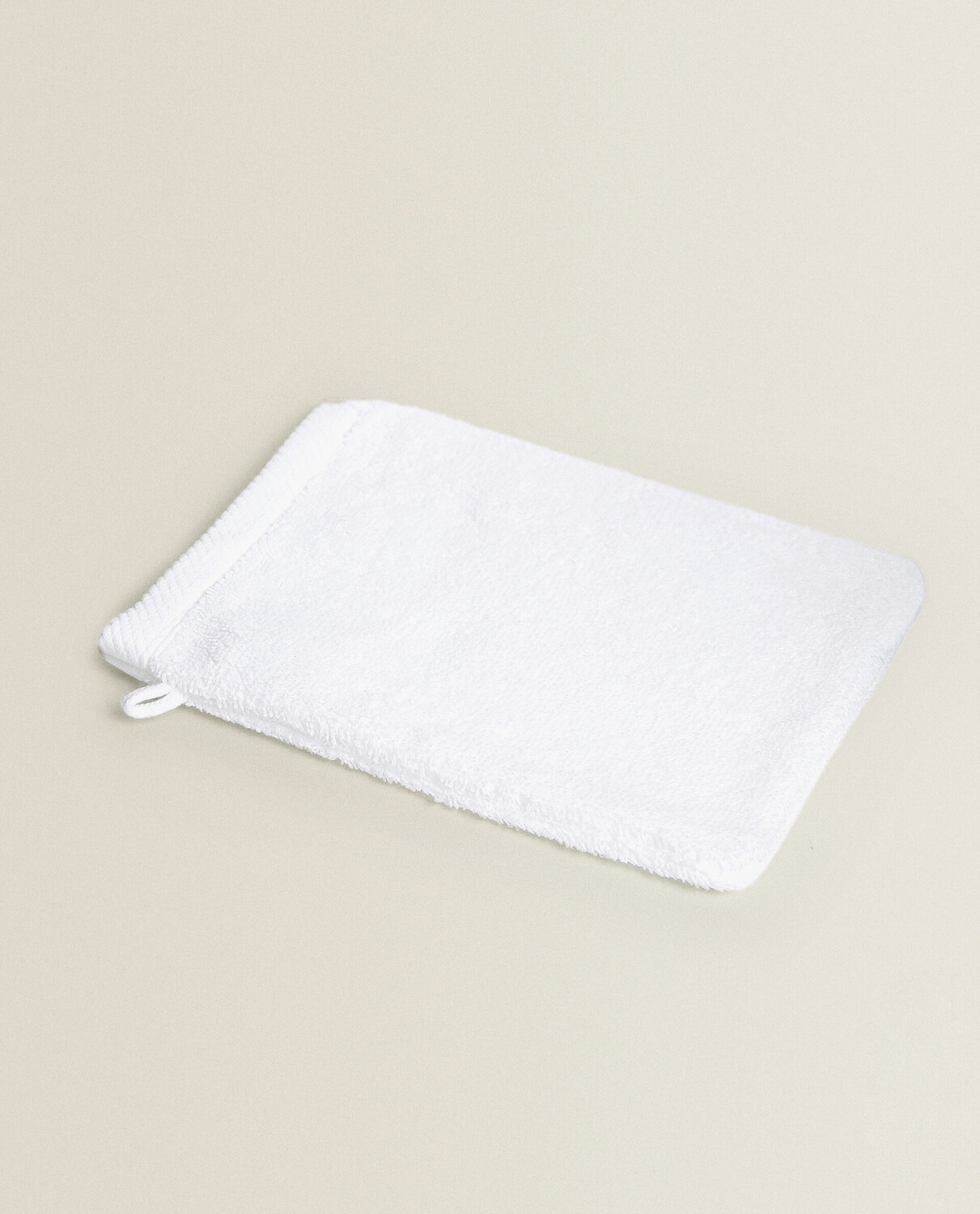 

Полотенце рукавица Zara Home Cotton Terry Bath Mitt, белый