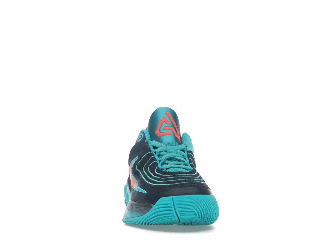 Детские кроссовки для баскетбола Nike Giannis Immortality 4 Nike, Dusty Cactus/Obsidian/Bright Crimson — фото 2