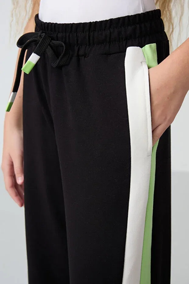 Детские спортивные штаны для девочек с широкими штанинами Black Slit Detailed Wide Leg Girls' Sweatpants With Pockets Tommy Life, Black — фото 4