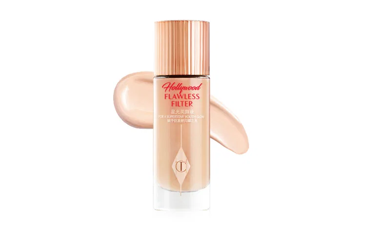 Женская тональная основа с сияющим фильтром Starlight Filter Charlotte Tilbury, #2.5 — фото 3