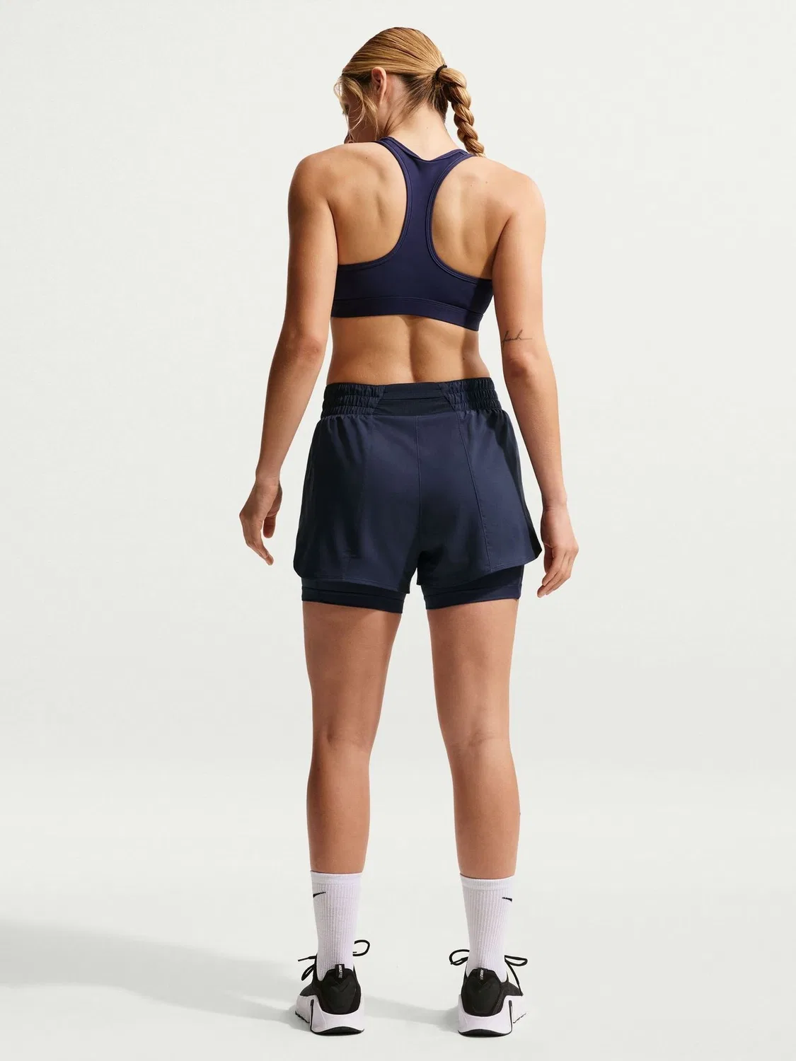 Шорты 2-в-1 Nike Blue One Dri-FIT с высокой талией 3 дюйма — фото 2