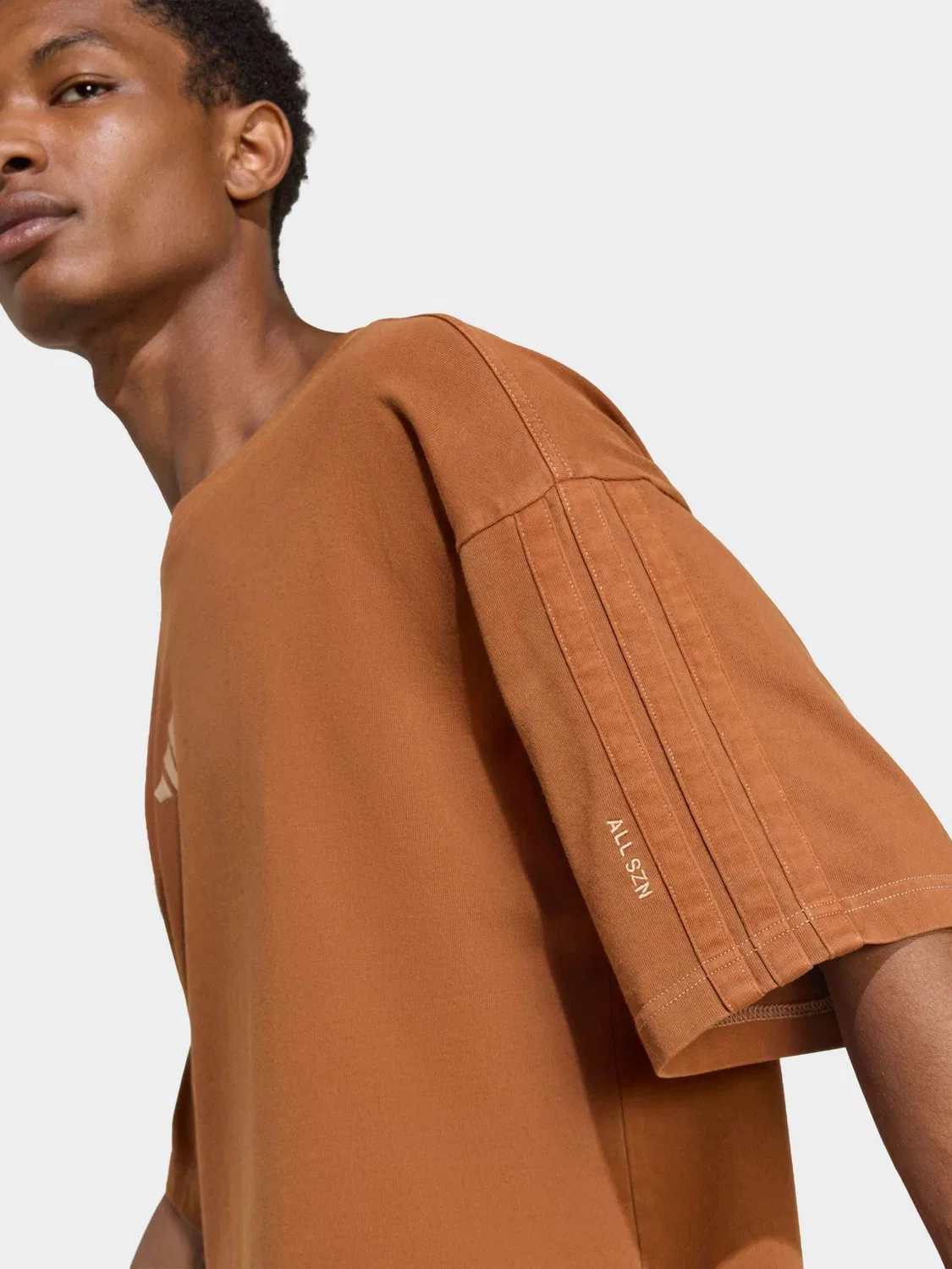 Футболка с выцветшим эффектом All SZN adidas, коричневый — фото 4