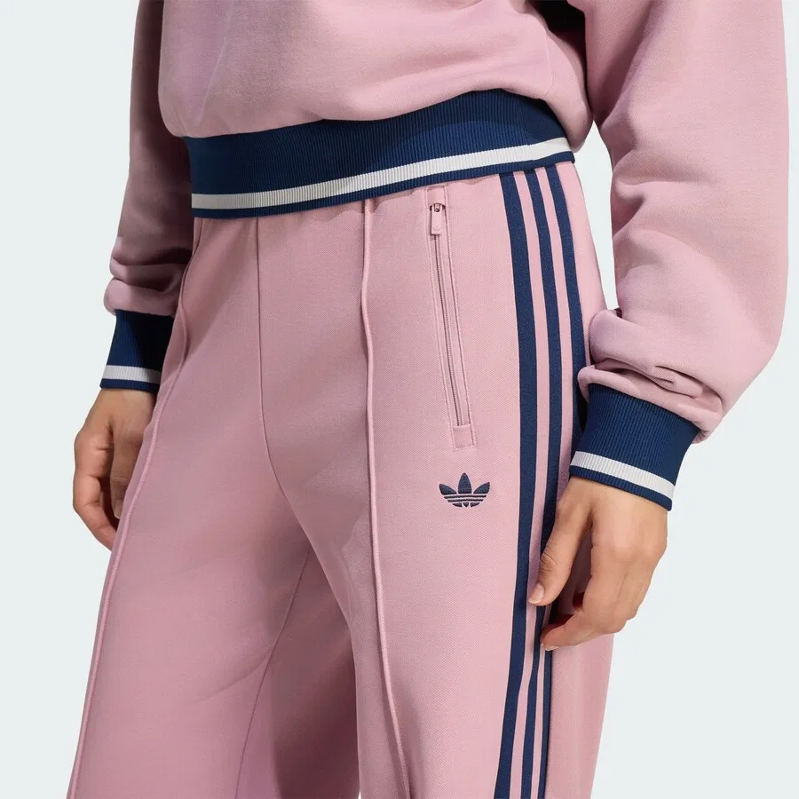 Брюки ADIDAS ORIGINALS свободного кроя 'Classic' сиреневого цвета — фото 3