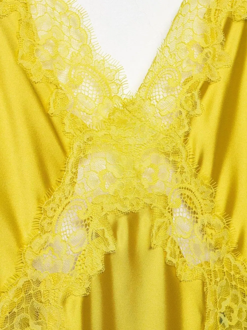 Женское платье-комбинация с кружевными вставками, Yellow — фото 2