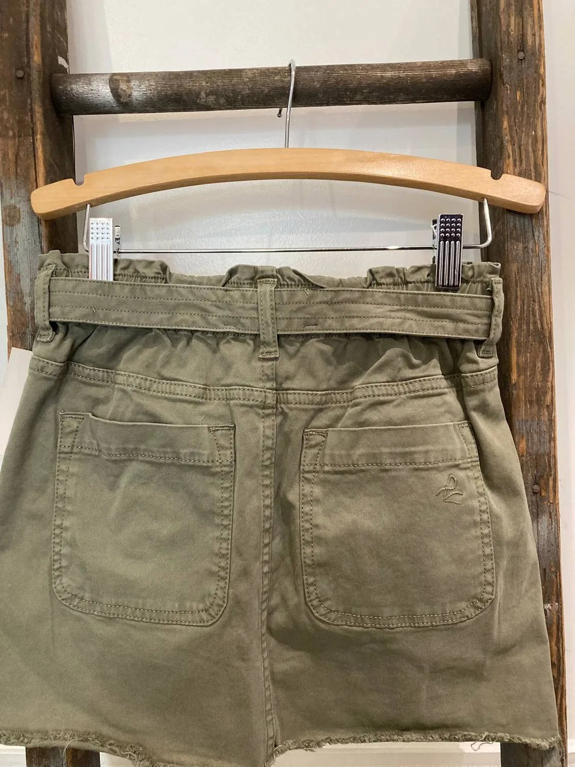 Детская юбка с поясом-бумажным пакетом на поясе Jenny Paper Bag Skirt DL1961 - Kids', Army Green — фото 2