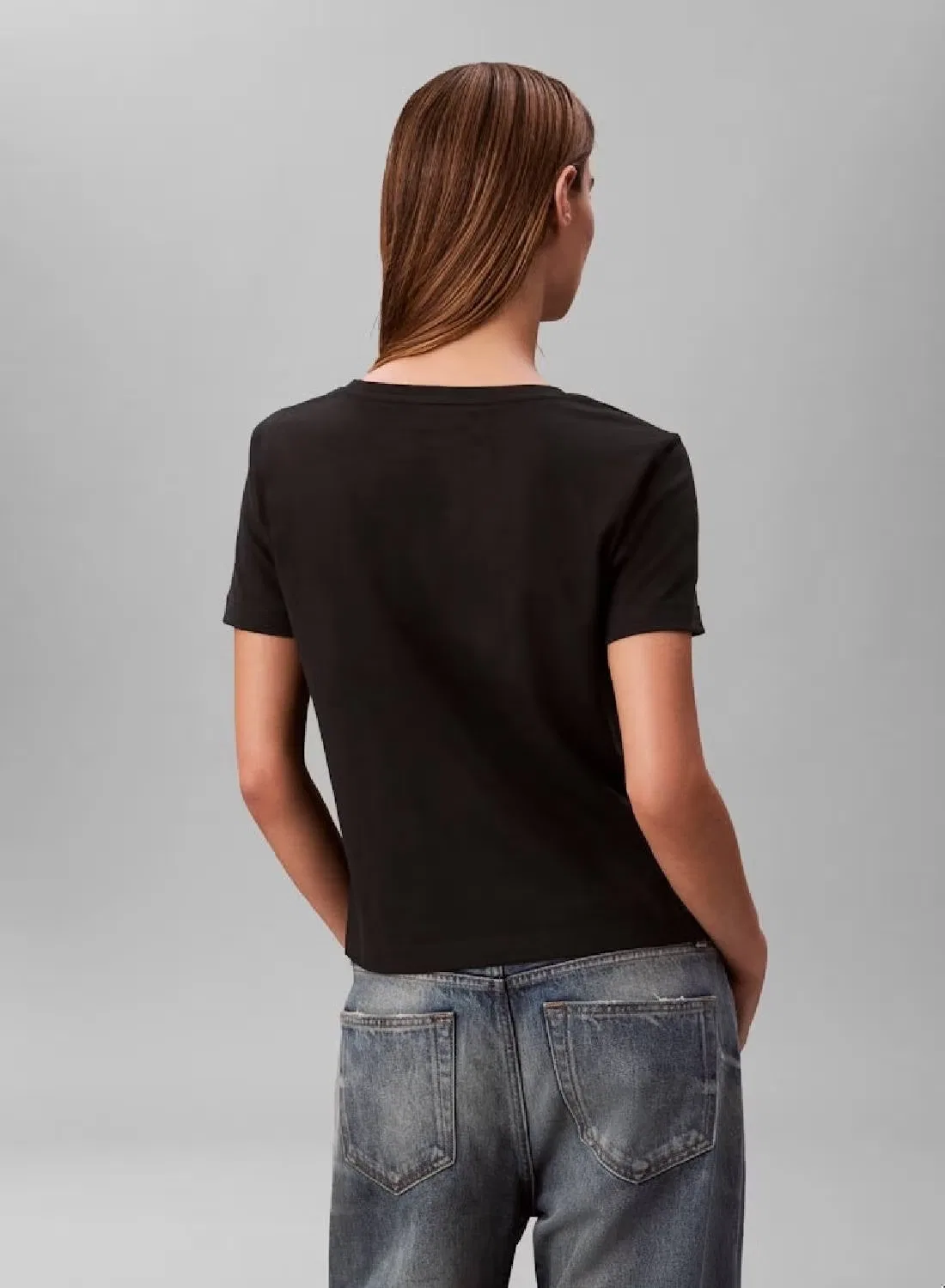 Футболка с V-образным вырезом Relaxed Monogram Calvin Klein, черный — фото 3