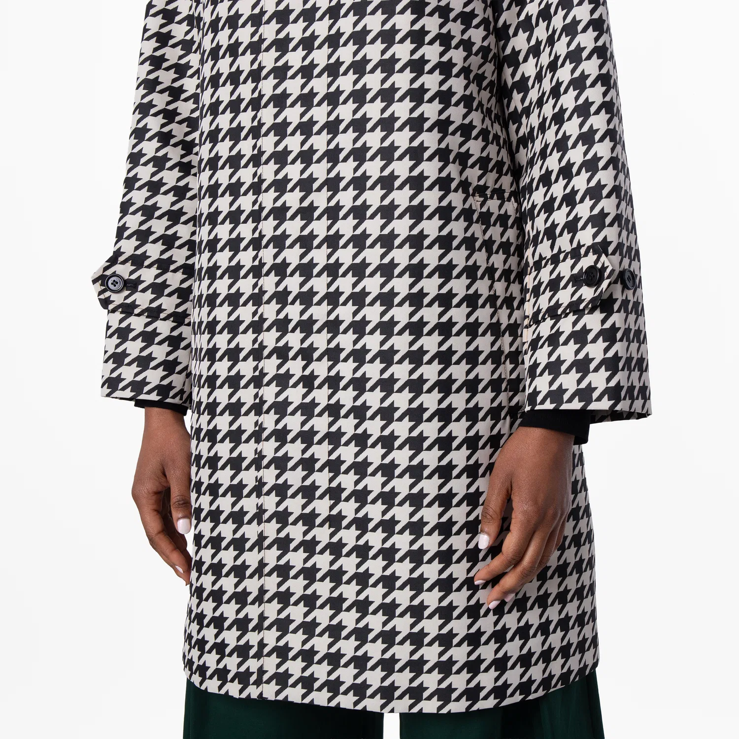 Пальто-автокуртка из твила с принтом «гусиная лапка» Houndstooth-Print Twill Car Coat Burberry, Black Ip Chk — фото 4
