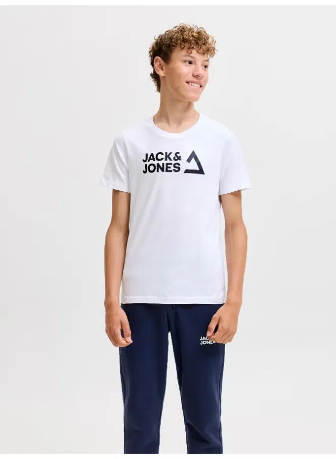 Комплект из трех предметов худи на молнии с брюками и футболкой Jack & Jones Junior, темно-синий — фото 3