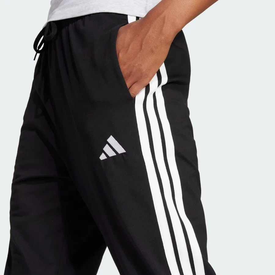 Спортивные брюки adidas Sportswear Essentials 3-Stripes Jogger Pants, Черно-белый — фото 4