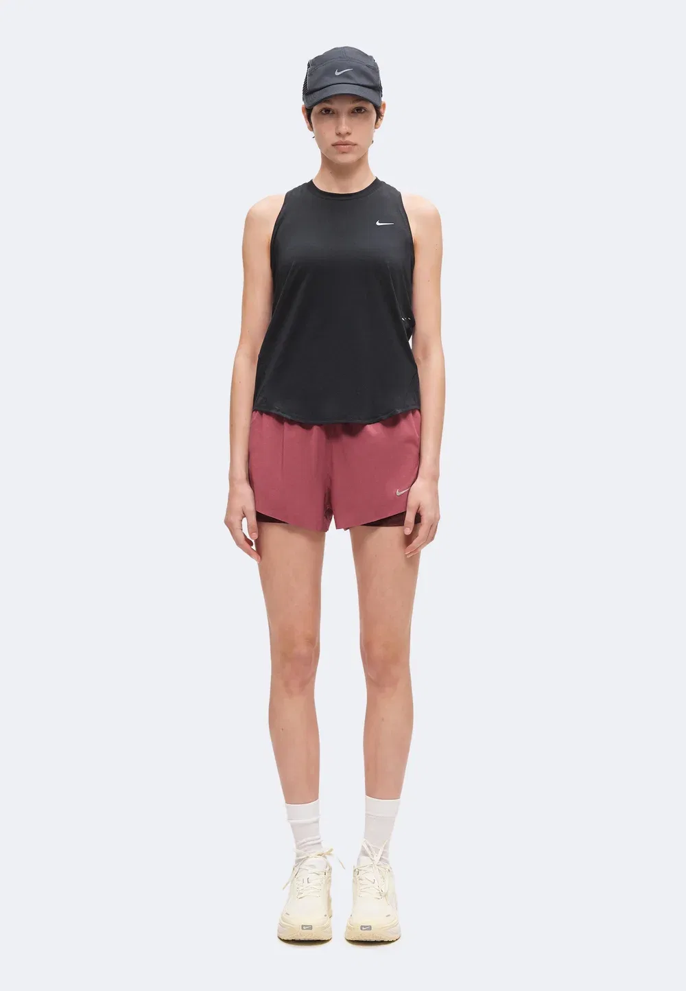 Swift - шорты 2-в-1 Nike Performance, Pink Smoke/Mystic Dates — фото 2
