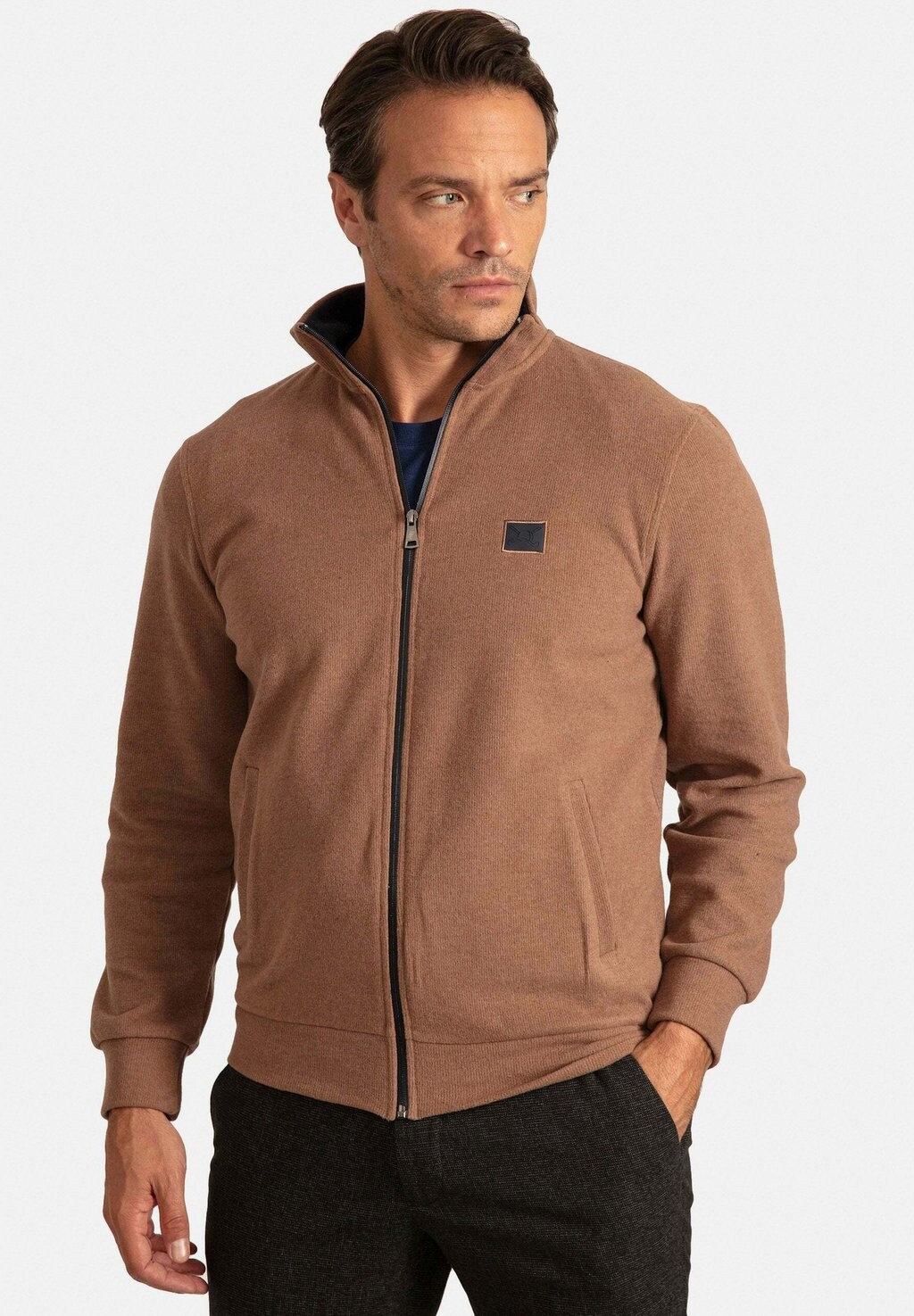 

Толстовка на молнии 2 Pocket Soft Touch Full Jacey Quinn, цвет latte brown