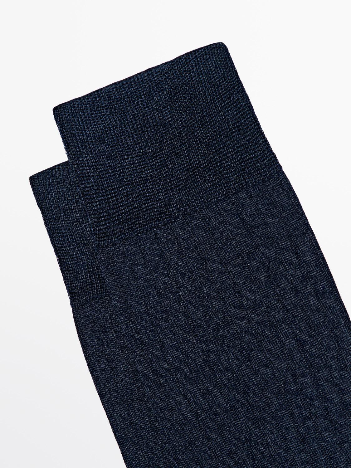 Ребристые классические носки Massimo Dutti, navy blue — фото 4