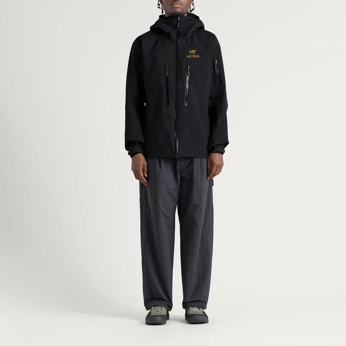 Мужская альпинистская куртка Alpha SV Gore-Tex Pro Arcteryx, 24k Black — фото 4