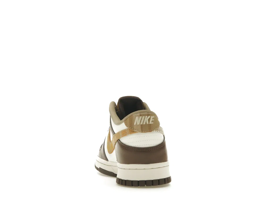 Детские кроссовки Lifestyle с принтом Nike Dunk Low Nike, Sail/Multi-Color/Cacao Wow/Metallic Gold/Khaki — фото 4