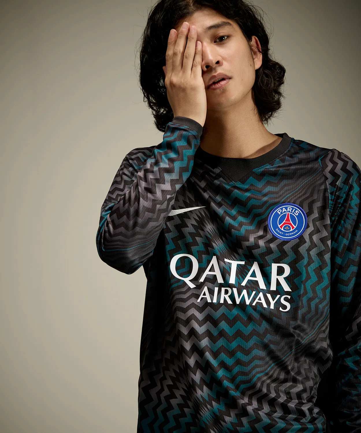 Мужская футболка с длинным рукавомPSG M NK DF JSY LS STAD GK NIKE, Black