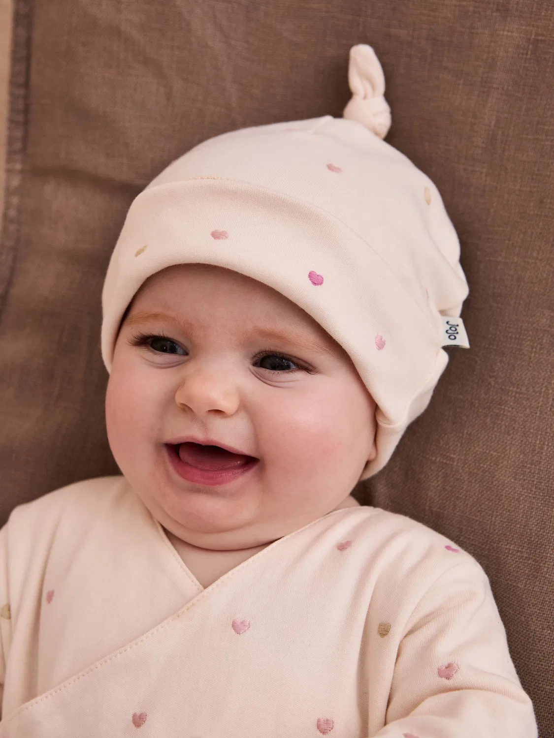Комплект для сна из 2 предметов с вышивкой сердца Jojo Maman Bébé, кремовый — фото 2