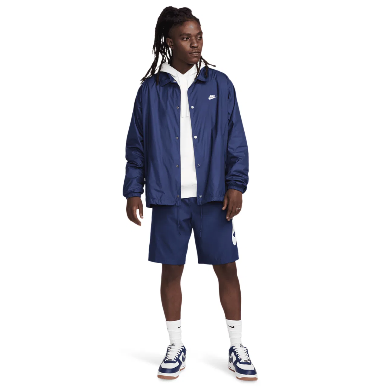 Мужская куртка тренерская Club Nike, цвет Midnight Navy/White — фото 4