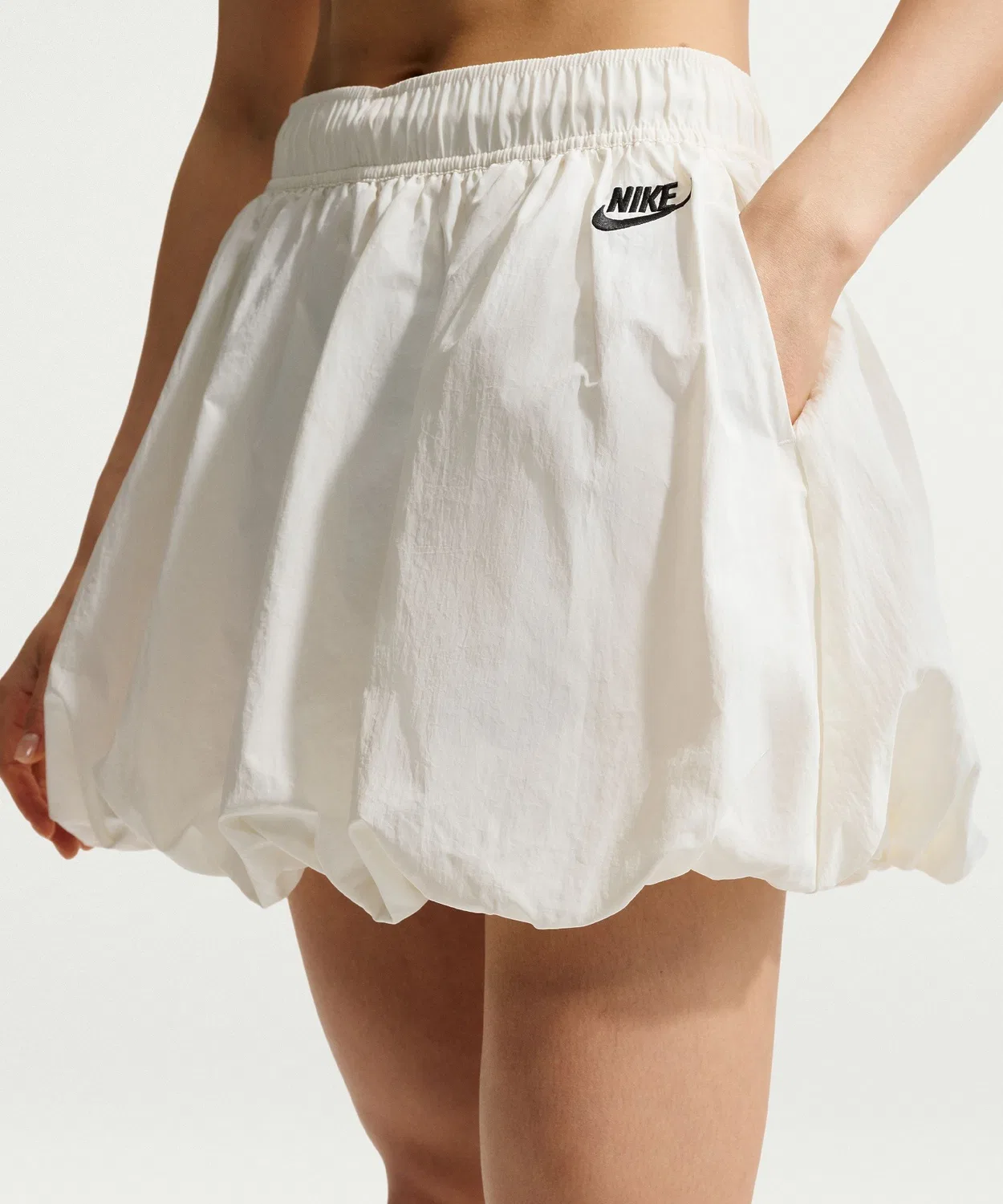 Женская юбка-пузырь из тафты с утяжкой NIKE IQ0062, White