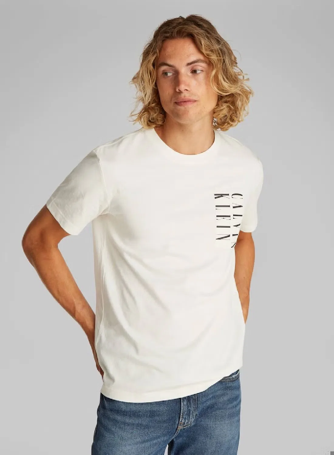 Футболка с принтом Serif box graphic Calvin Klein, тофу