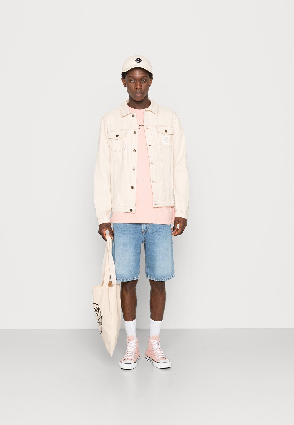 

Джинсовая куртка ECRU JACKET UNISEX Karl Kani, светло-песочный, Бежевый, Джинсовая куртка ECRU JACKET UNISEX Karl Kani, светло-песочный