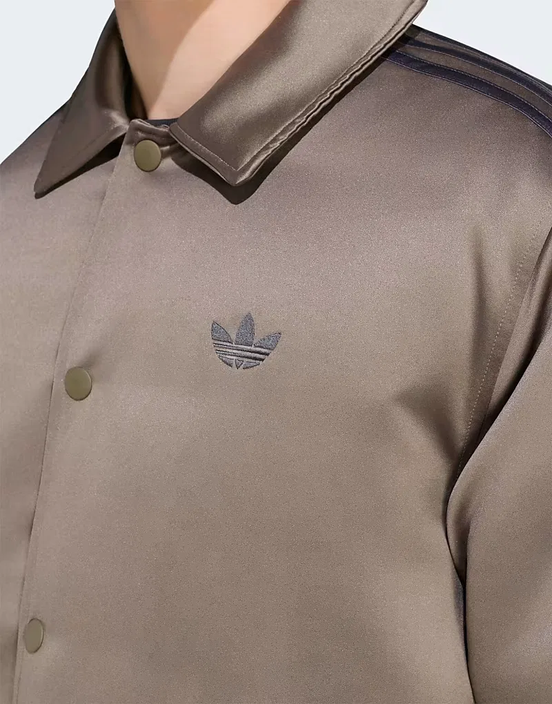 Утепленная куртка Adidas Originals с тремя полосками из атласа, ветка — фото 2