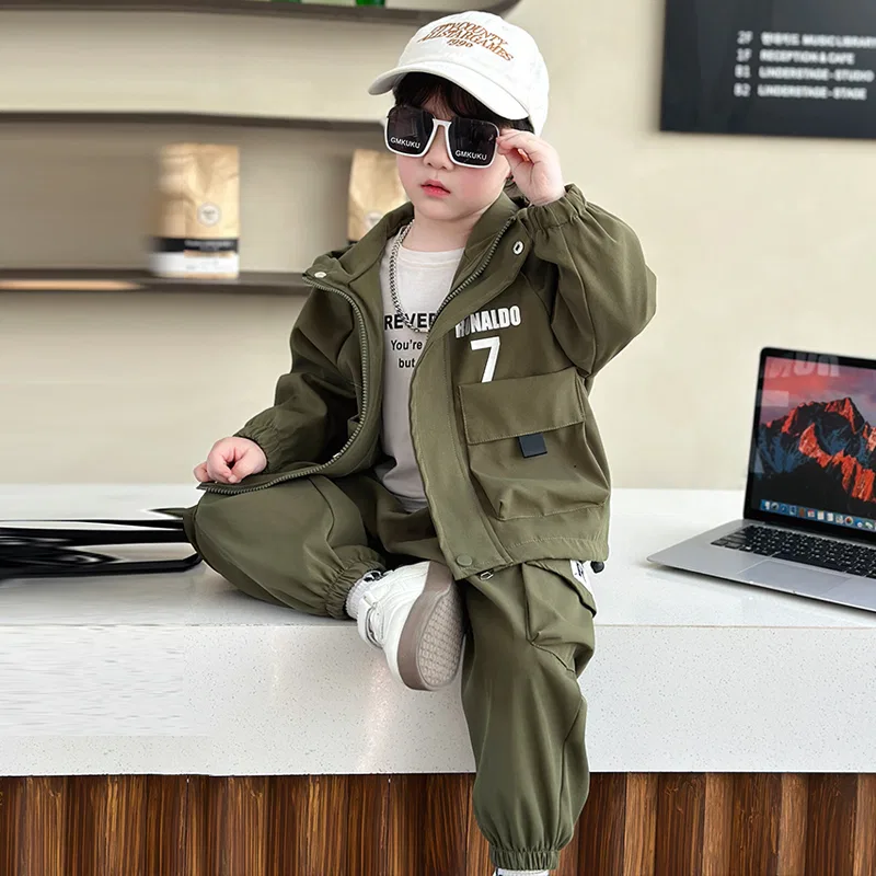 Детский спортивный комплект из худи и брюк с капюшоном, Army Green Two-Piece Set, MADALLO, Army Green — фото 3