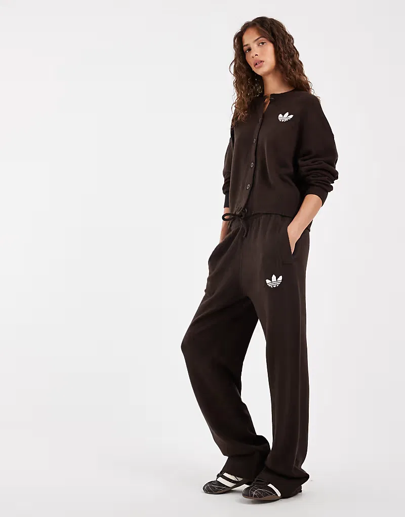 Вязаные спортивные штаны Adidas Originals, коричневый