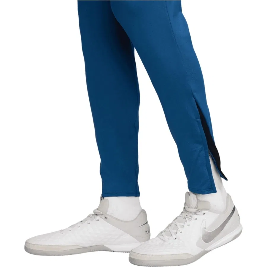 Мужские спортивные штаны Nike Dri-Fit Strike Slim-Fit Football Training, Синий — фото 4
