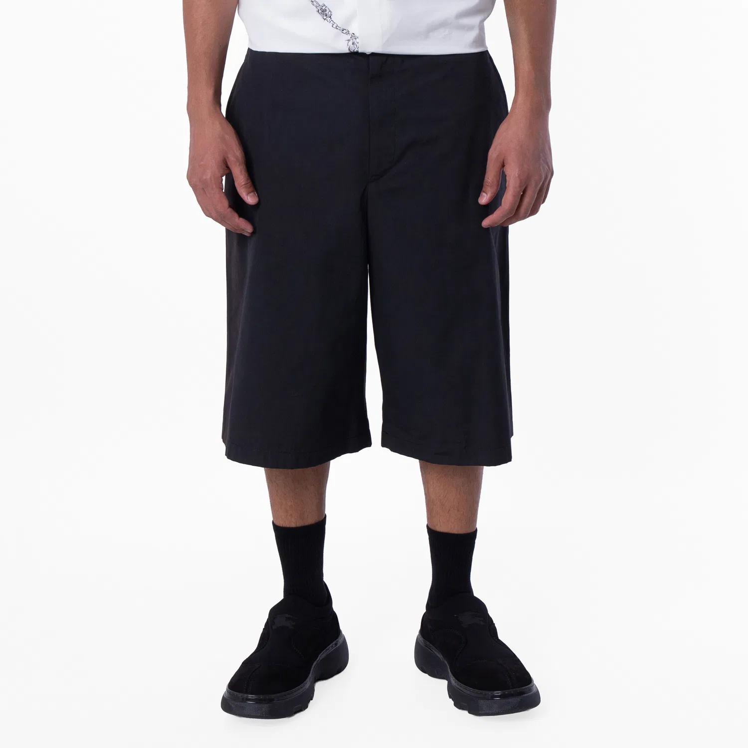 Шорты классические из хлопкового микса Cotton-Blend Tailored Shorts Burberry, Black