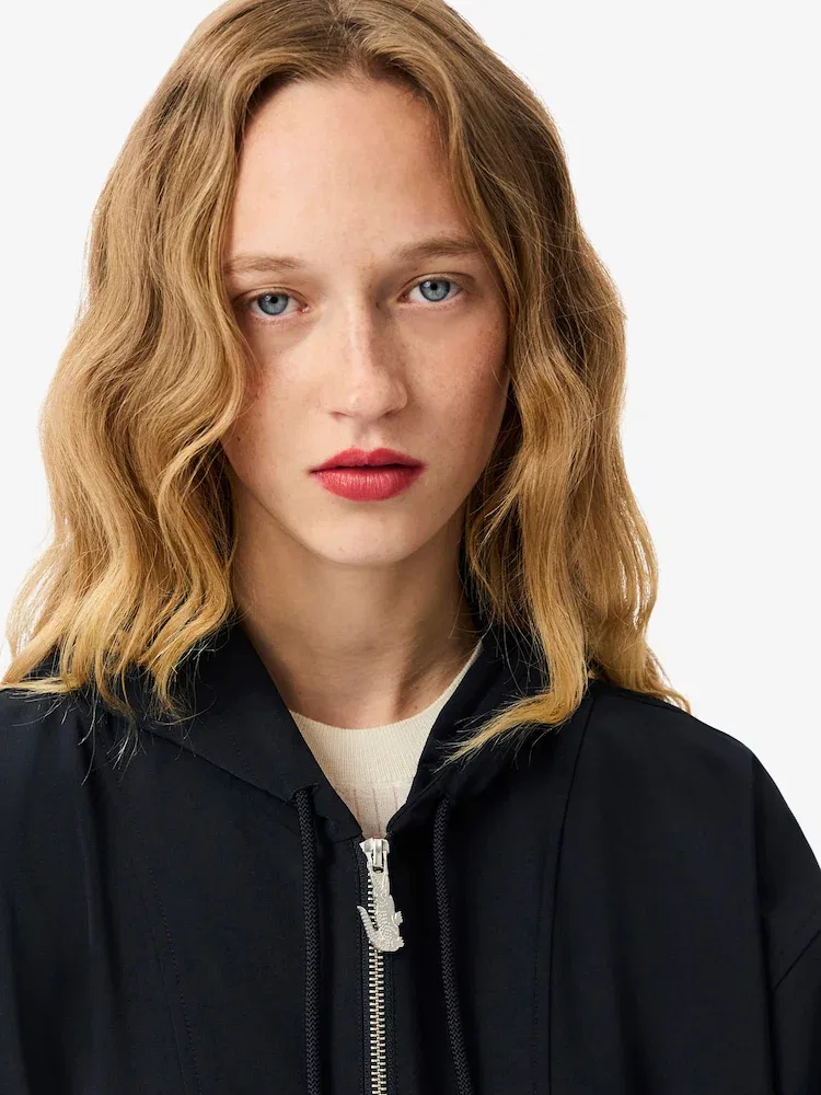 Куртка LACOSTE HDE с капюшоном, полузастежка-молния, темно-синяя — фото 2