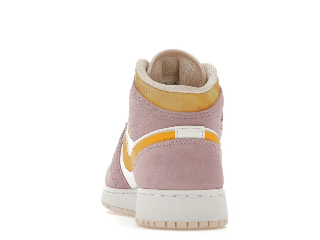Детские кроссовки высокие с перфорированным носком Jordan 1 Mid SE, Light Arctic Pink/University Gold-White — фото 4