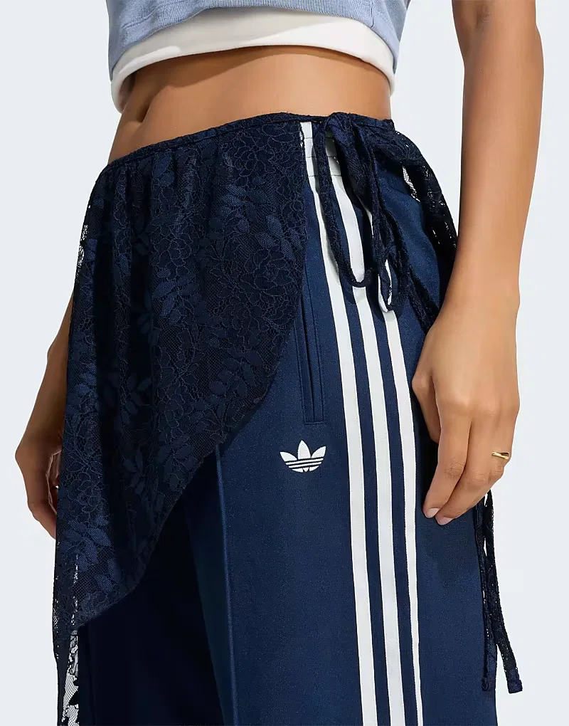 Спортивные брюки Adidas Originals 2-в-1 Firebird свободного кроя с кружевной юбкой, темно-синий — фото 4