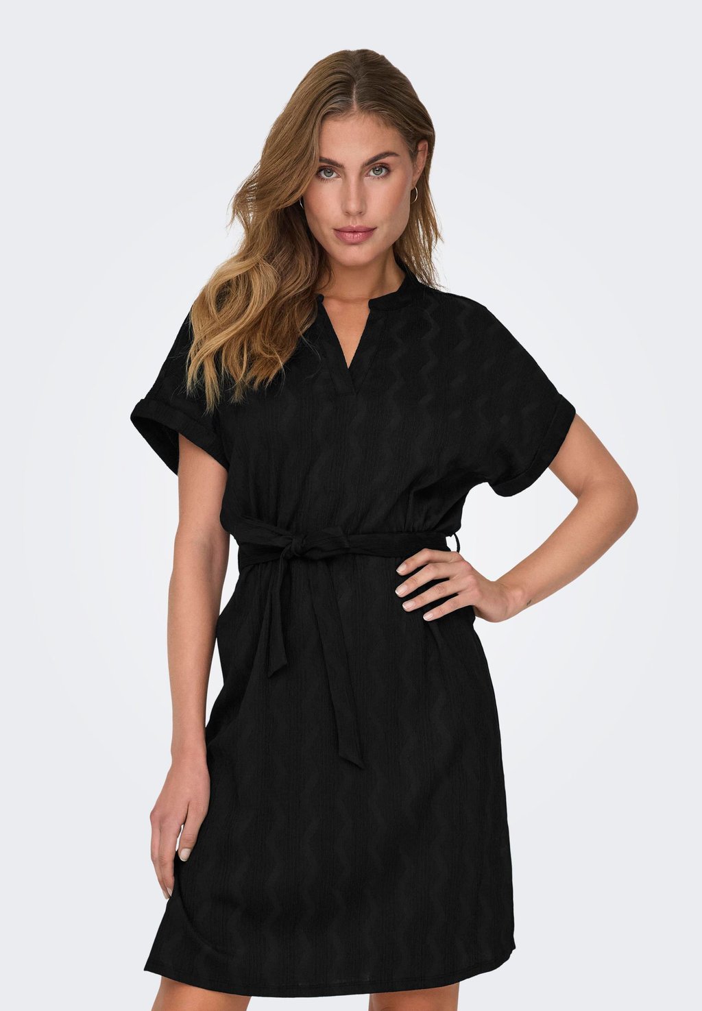 

Повседневное платье ONLDIA V NECK ONLY, черный