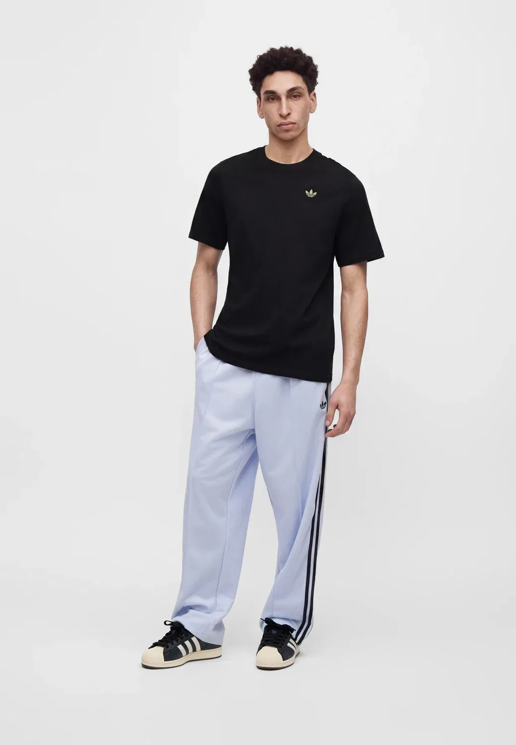 Футболка с камуфляжным логотипом для скейтбординга - футболка с принтом Adidas Originals, Black — фото 2