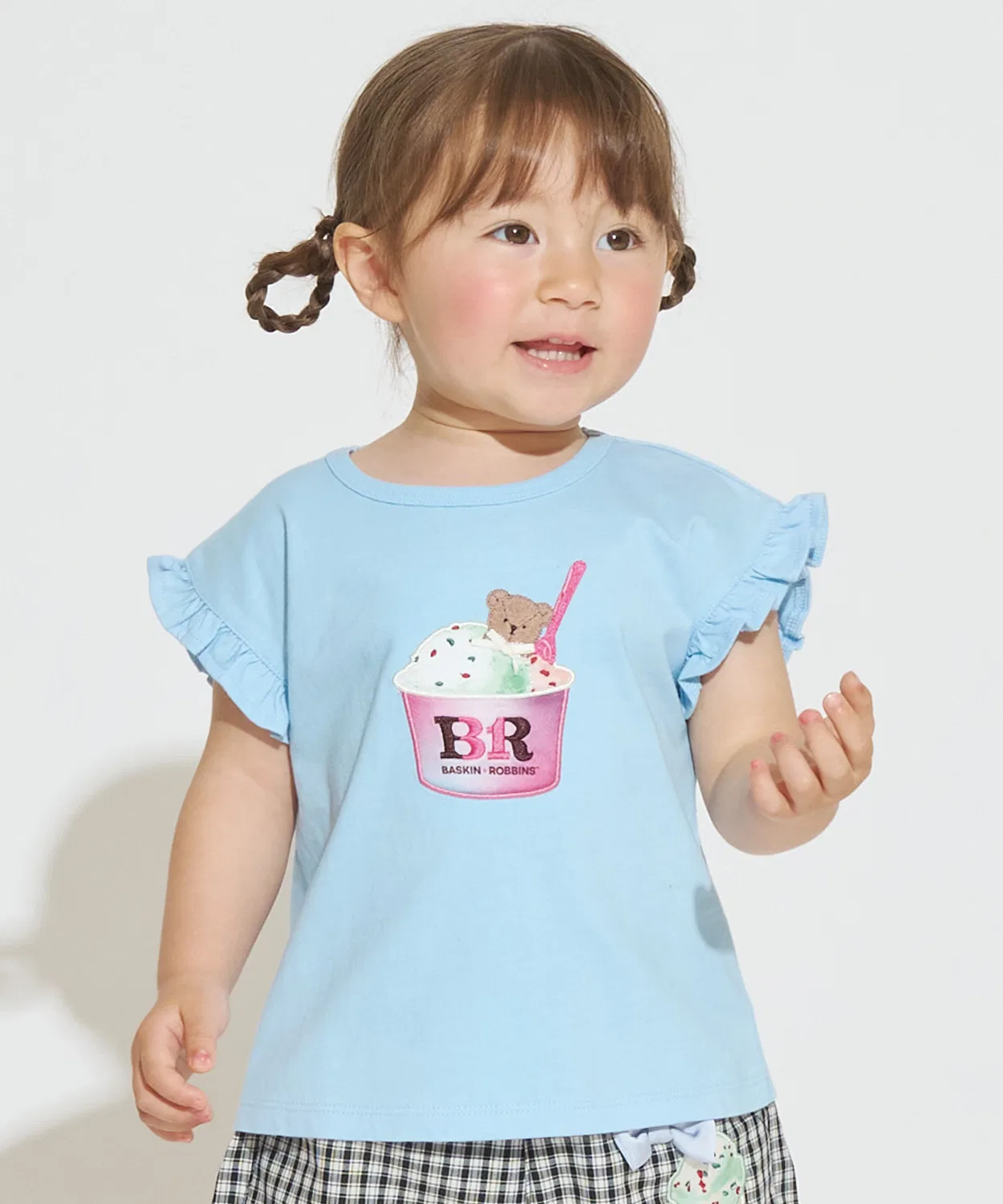 Детская футболка с графическим принтом Baskin Robbins 31 Ice Cream, модель Ice Cream Friends, petit main, Light Blue