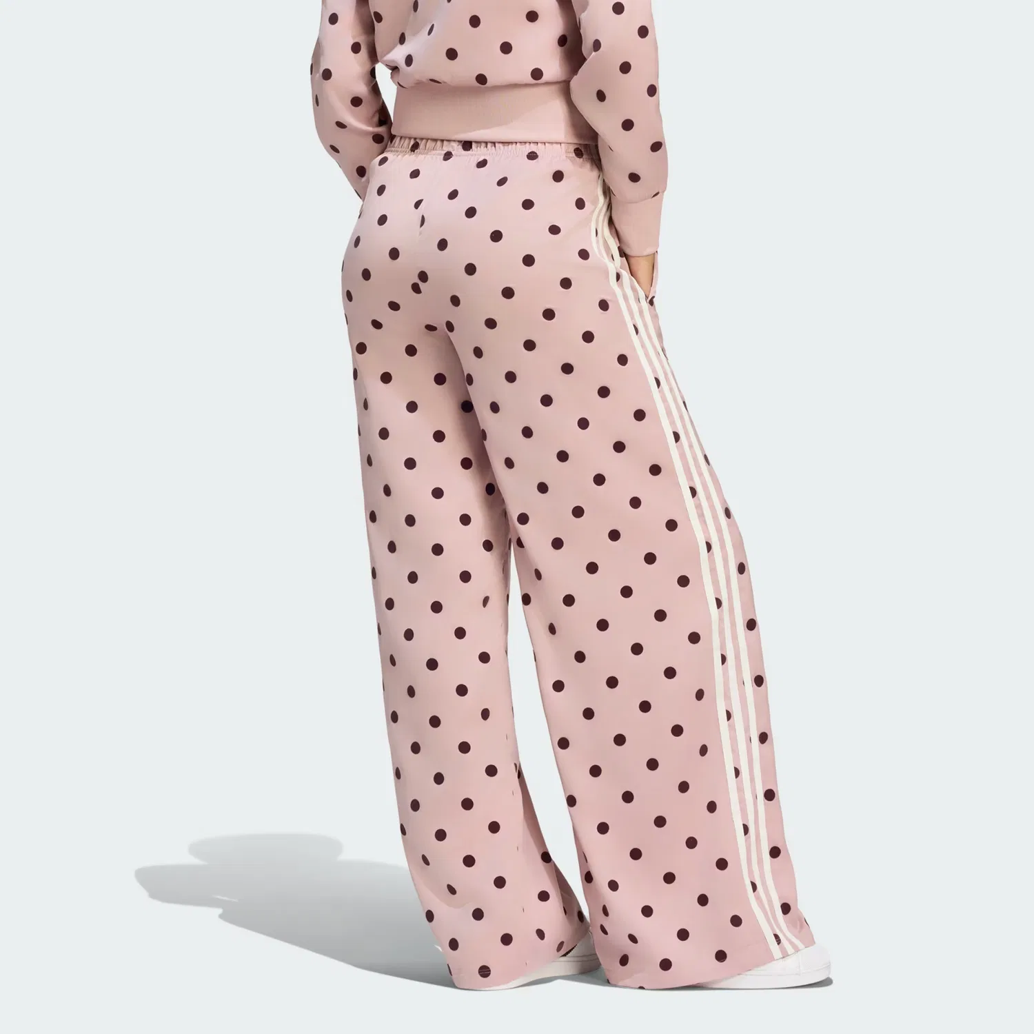 Женские брюки широкого кроя с принтом в горошек Satin Polka Dots Adidas Originals, Dual Lilac — фото 2