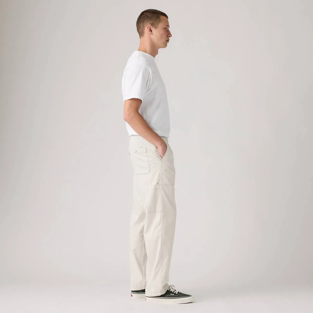 Удобные, свободные, из хлопка и льна, мужские брюки-трансформеры Levi's, Moonstruck - White — фото 4