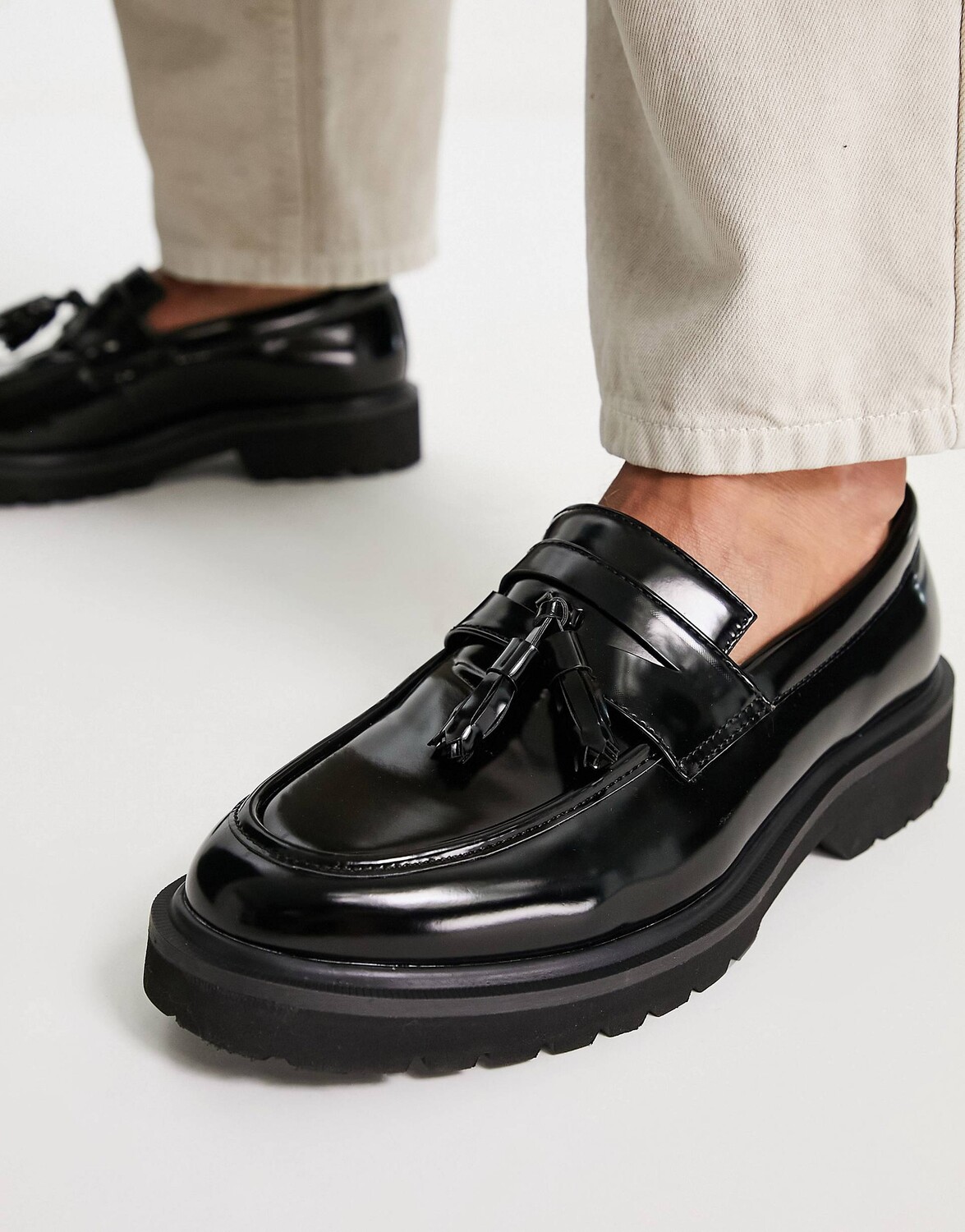 

Лоферы мужские ASOS DESIGN с кисточками, черный