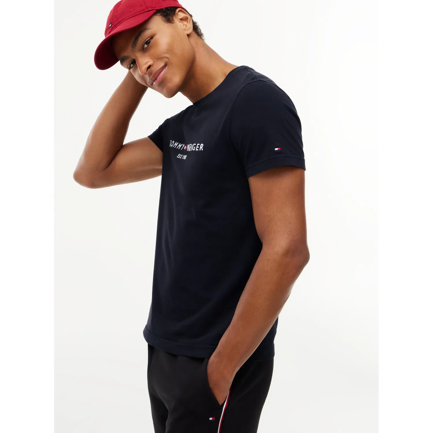 Мужская хлопковая футболка Regular Fit Tommy Hilfiger, Black — фото 2