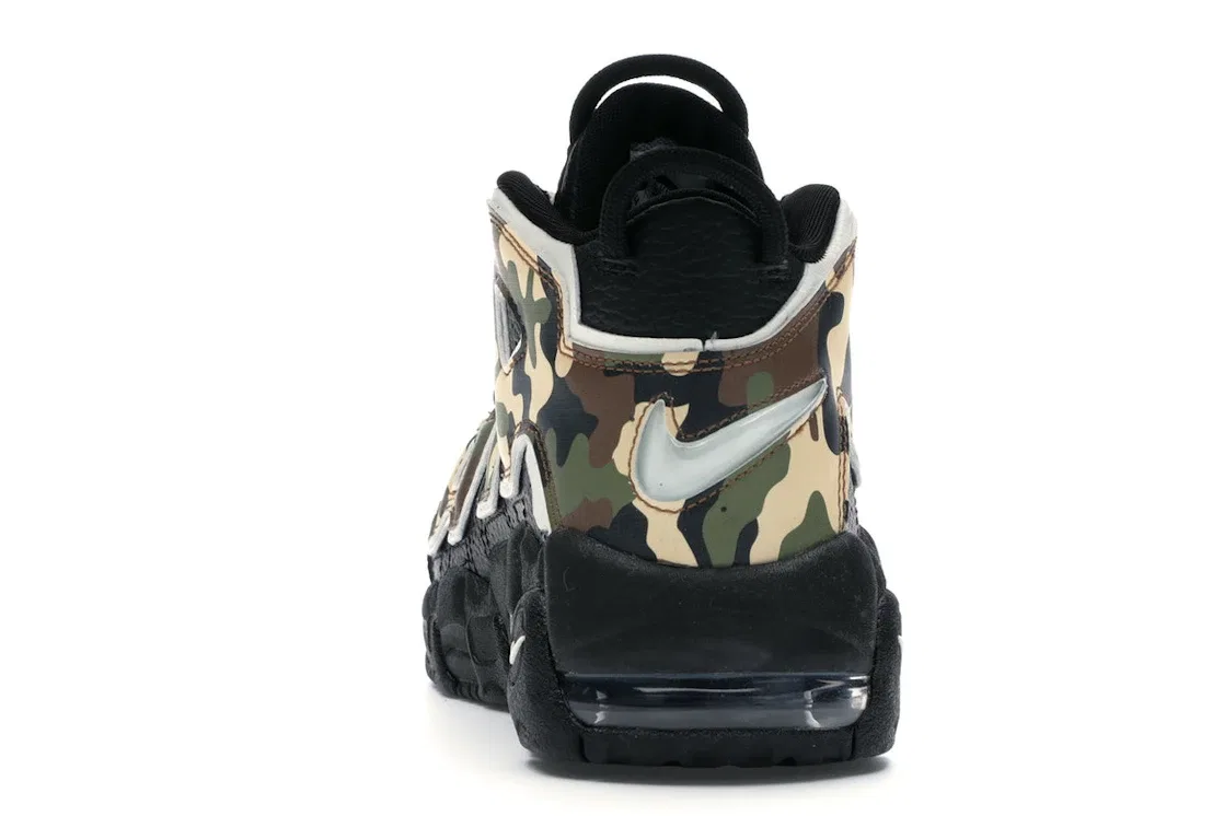 Детские кроссовки Lifestyle с камуфляжным принтом Nike Air More Uptempo 96 Nike, Black/Sail-Light British Tan-Asparagus-Outdoor Green-Celestial Gold — фото 4
