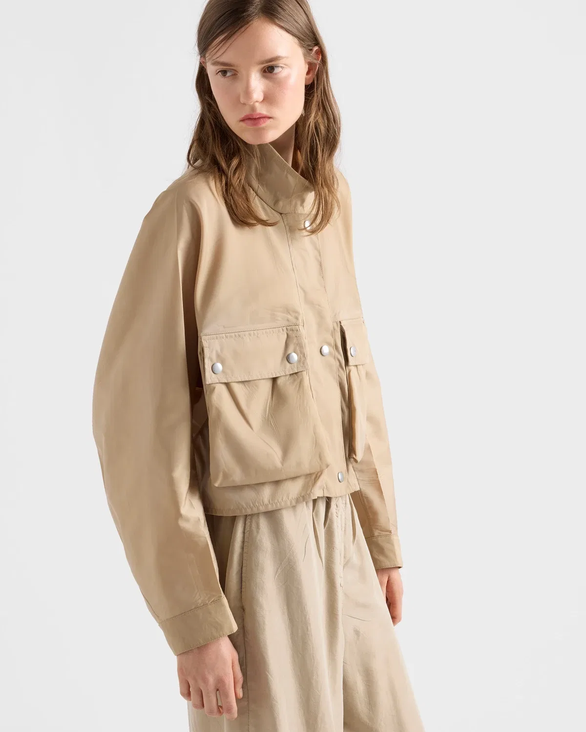 Куртка из стираного Re-Nylon Prada, бежевый — фото 4