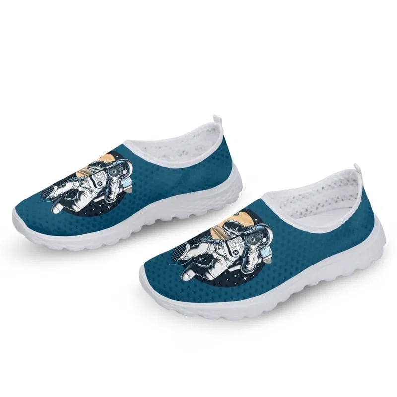 Детские кроссовки для девочек с принтом Fire Dragon Womens Butterfly Monarch Slip On Trainers Sea Turtle Green, Astronauta Del Pianeta Dei Cartoni Animati Garronmavis — фото 4