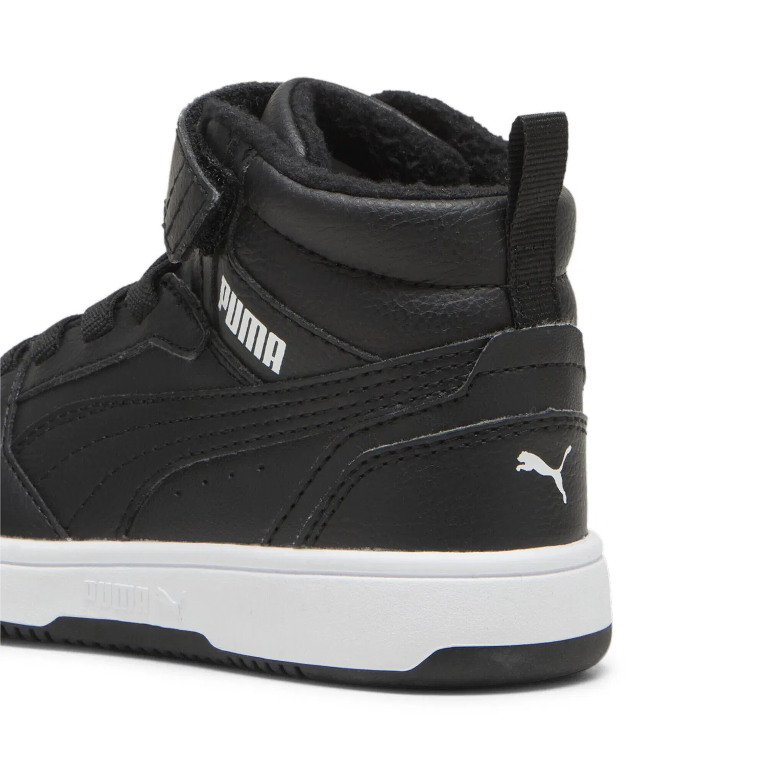 Детские кроссовки с высоким берцем Rebound V6 Mid WTR Puma, Schwarz Weiss Schwarz — фото 2