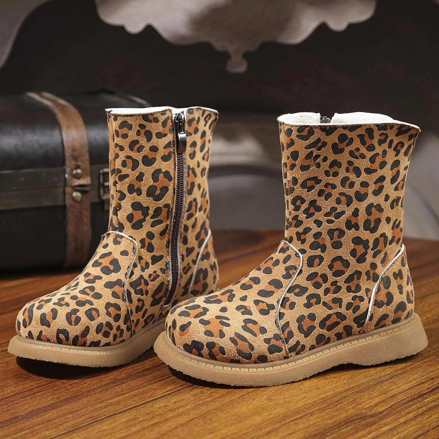 Детские зимние ботинки для девочек с принтом леопарда Snow Leopard Boots, Khaki — фото 3
